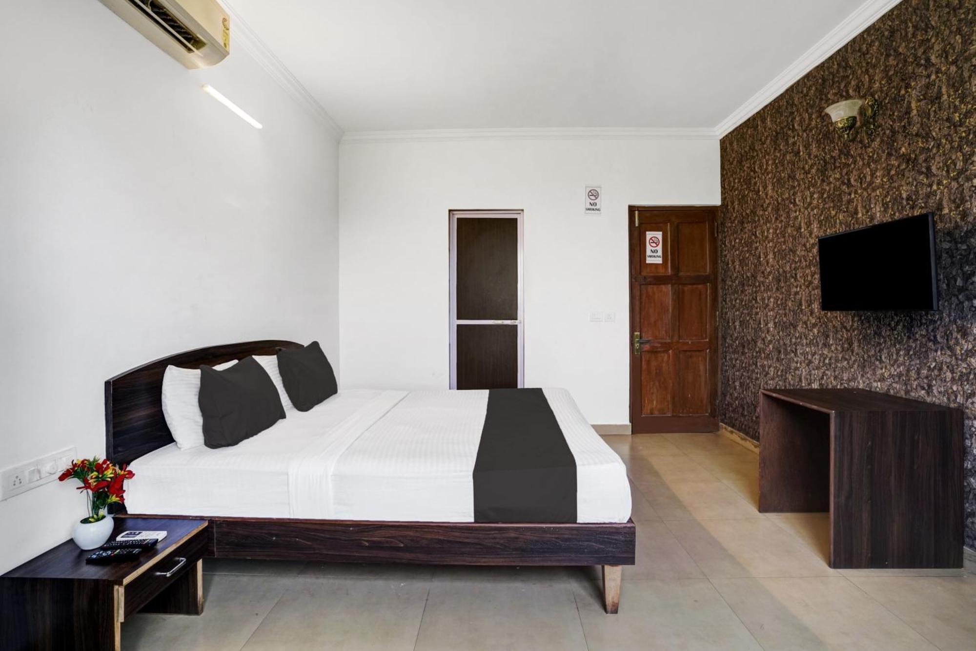 Super Hotel O Porvorim Sangolda Buitenkant foto