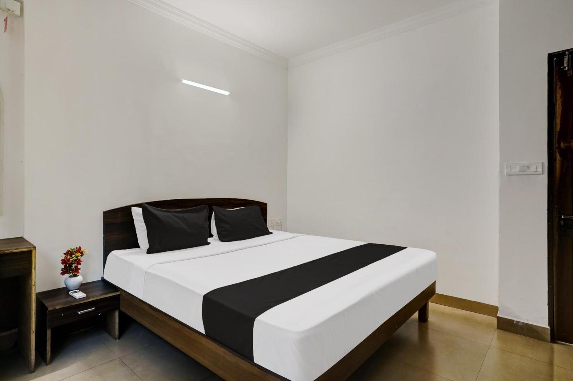 Super Hotel O Porvorim Sangolda Buitenkant foto
